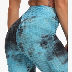 Textured Scrunch Butt Booty Enhancing Leggings
